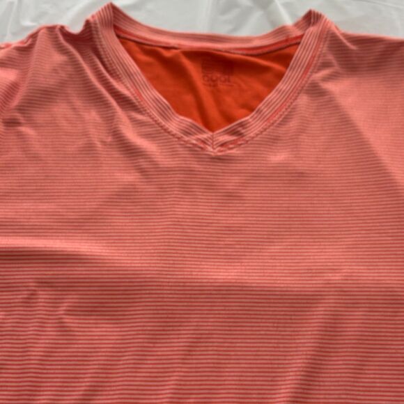 32 Degrees COOL Short Sleeve V-Neck Orange/White Size Medium EUC - Picture 2 of 9